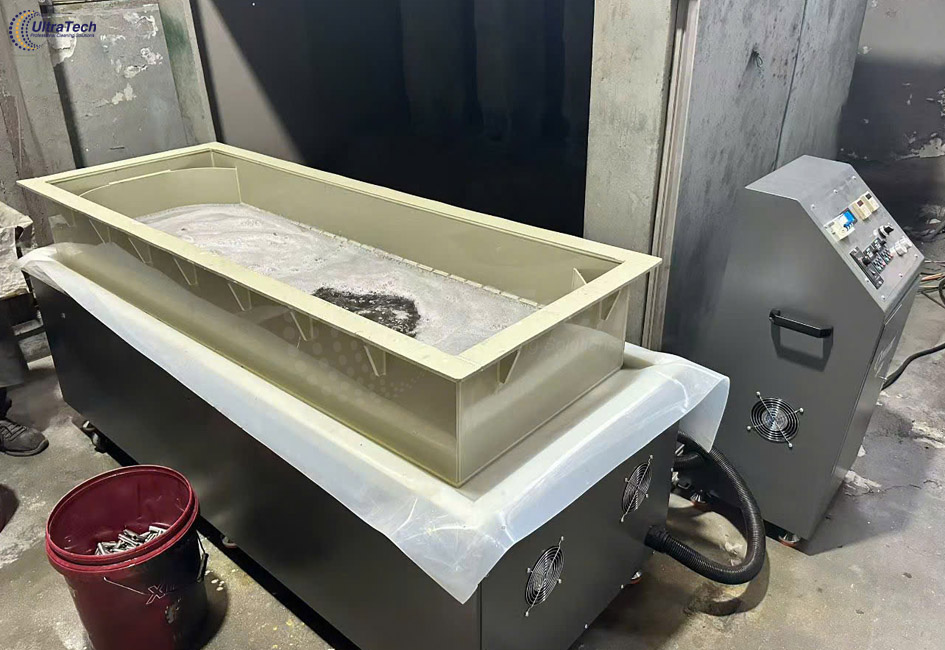 ban-giao-may-rua-tu-tinh-lam-sach-bong-thanh-dien-tro-gia-nhiet