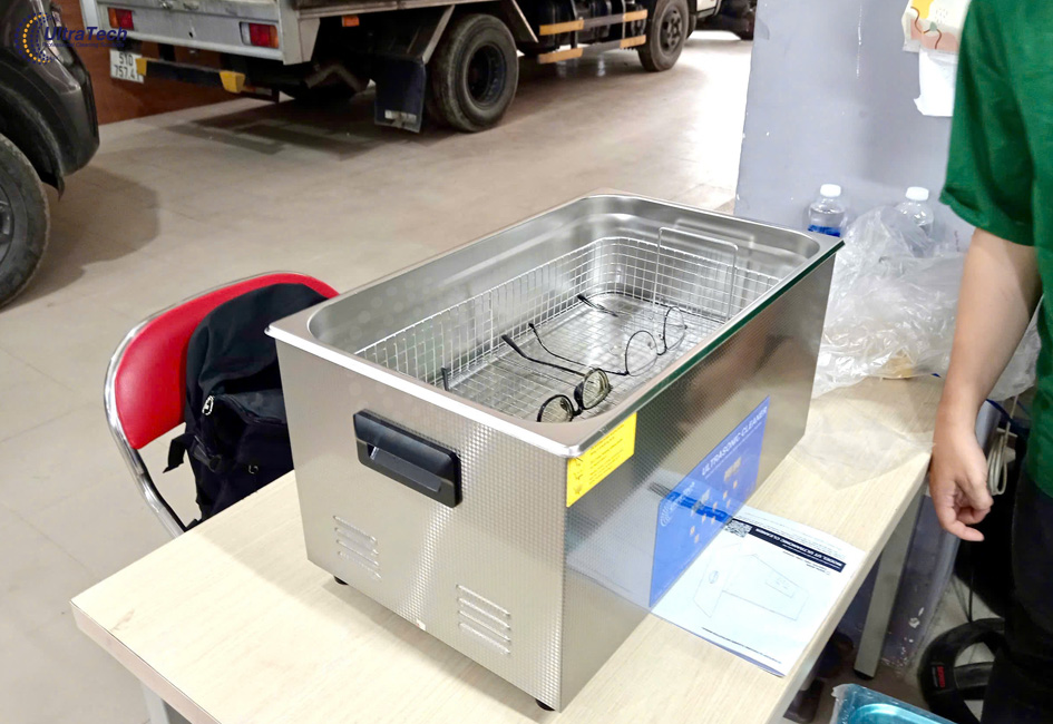 be-rua-sieu-am-rua-linh-kien