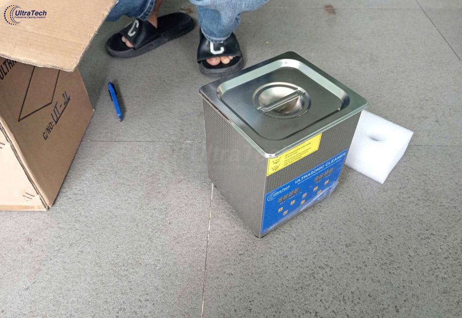 rua-linh-kien-gi-set-lau-ngay-bang-be-rua-sieu-am