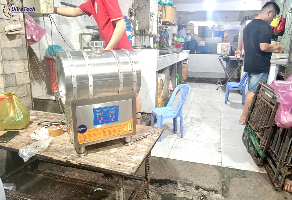 ban-giao-may-lao-hoa-ruou-cho-nha-hang-hai-san-thu