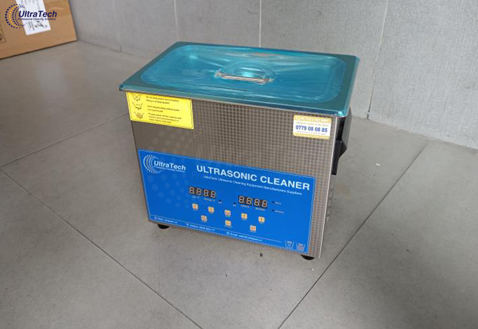 rua-linh-kien-kim-loai-dinh-dau-mo