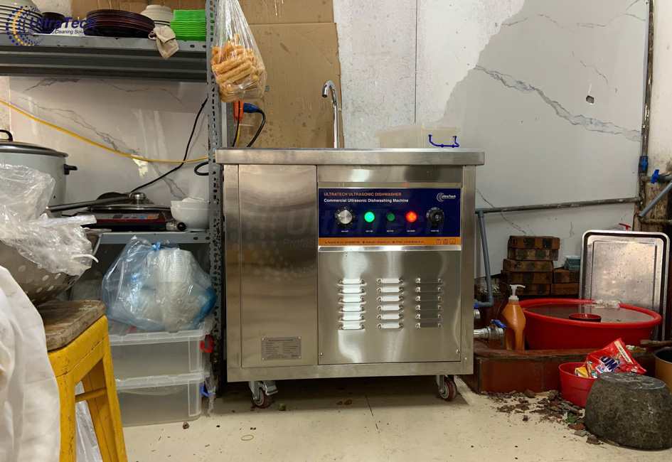 be-rua-bat-sieu-am-rua-bat-nha-hang