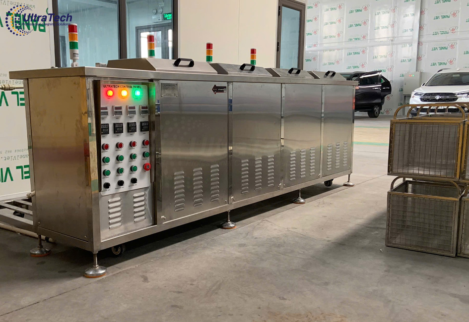 be-sieu-am-4-bon-rua-linh-kien-co-khi