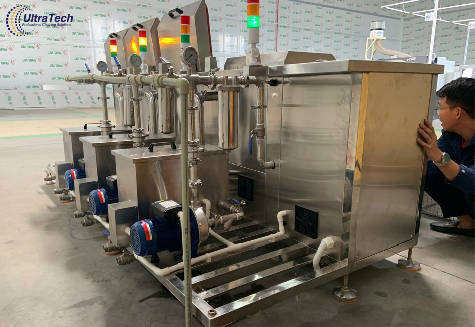 be-sieu-am-4-bon-rua-linh-kien-co-khi